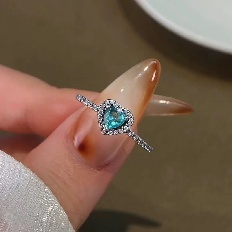 Anillo Corazon de Cristal